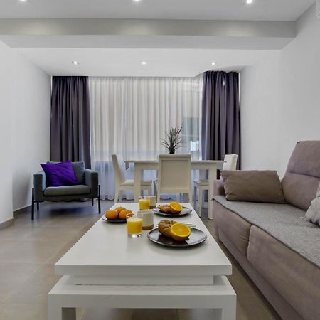 Tropico By Ivi Real Estate Apartment Торемолинос Екстериор снимка